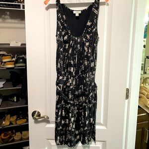 Stretchy light material loft dress